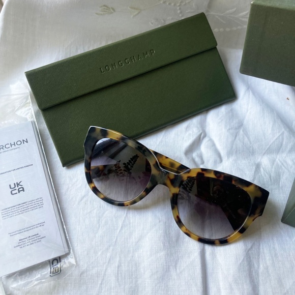 Longchamp Cateye Oversized Tortoise Sunglasses LO733S - Picture 4 of 8